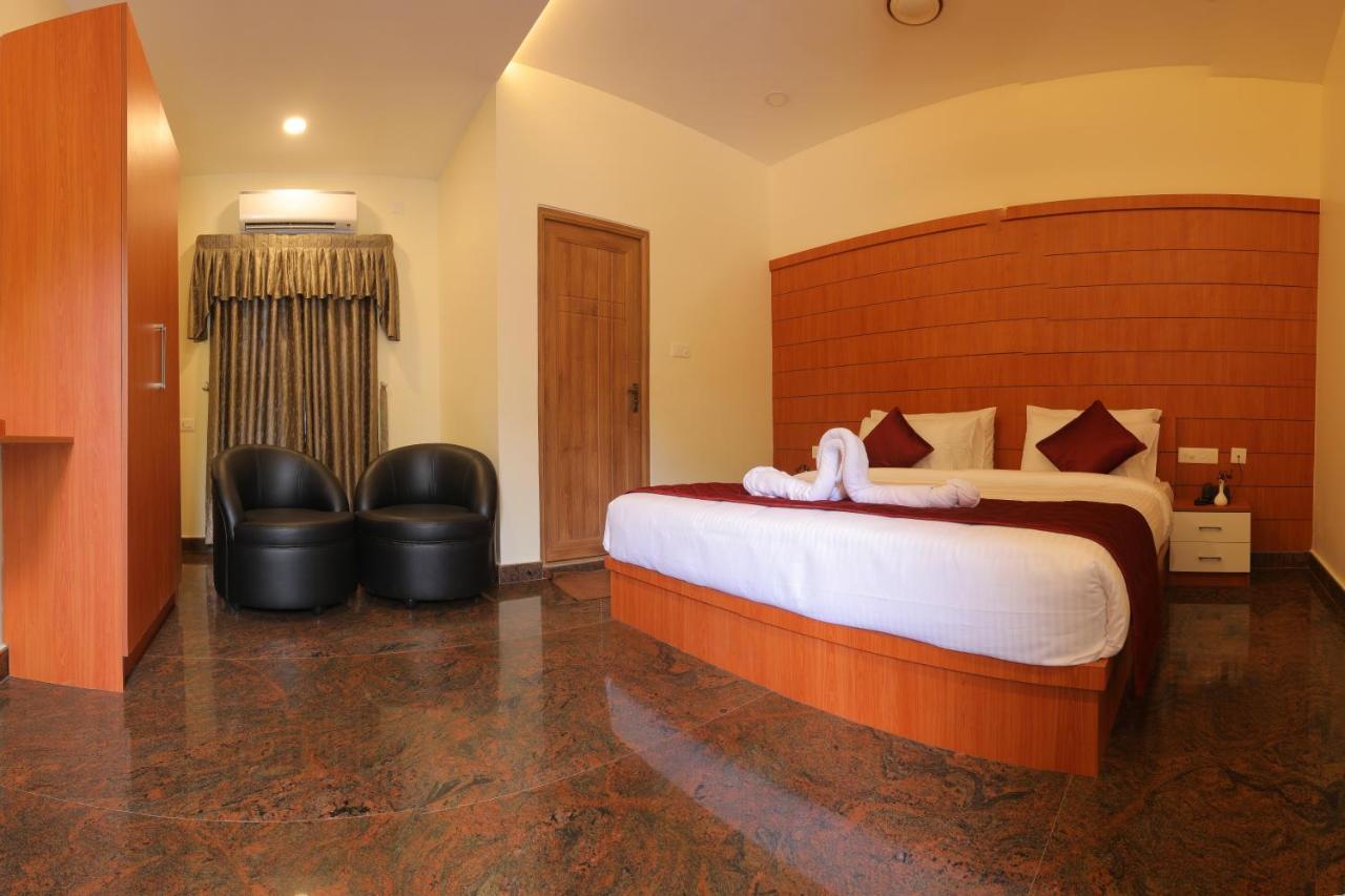 Kolattupuzha Thenmala Hormuz Inn מראה חיצוני תמונה