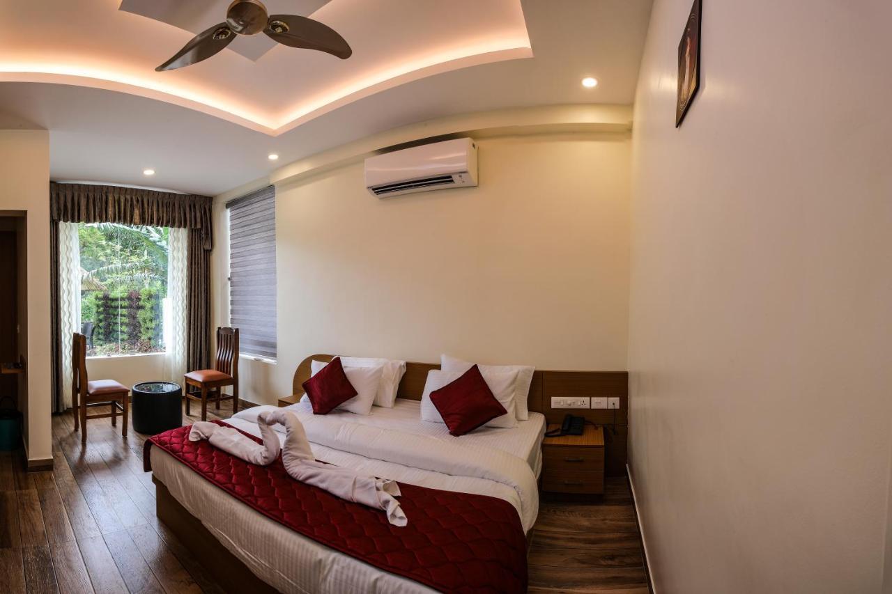 Kolattupuzha Thenmala Hormuz Inn מראה חיצוני תמונה