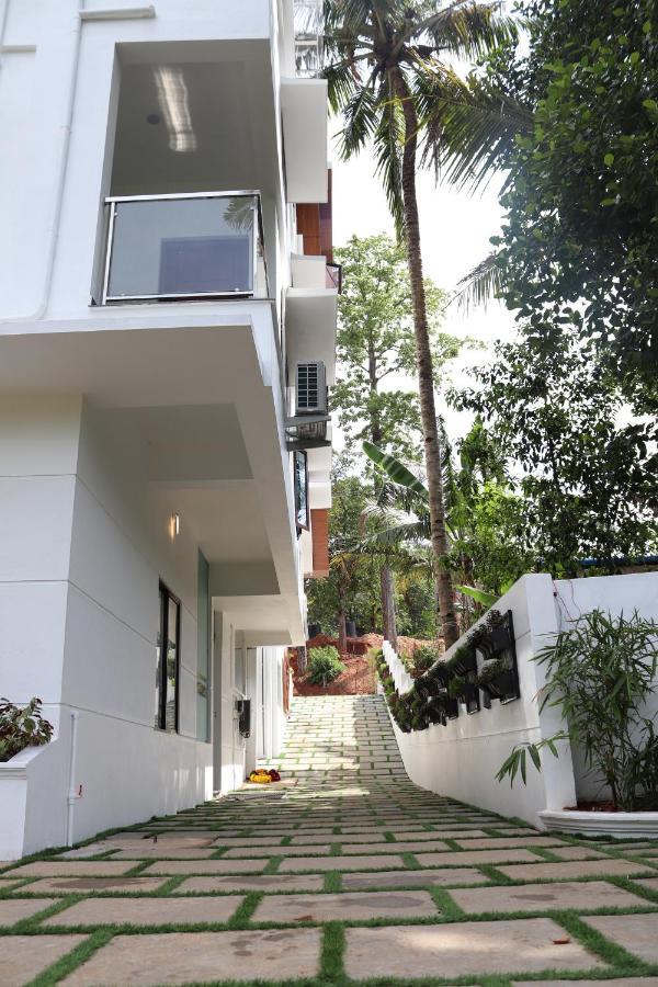 Kolattupuzha Thenmala Hormuz Inn מראה חיצוני תמונה