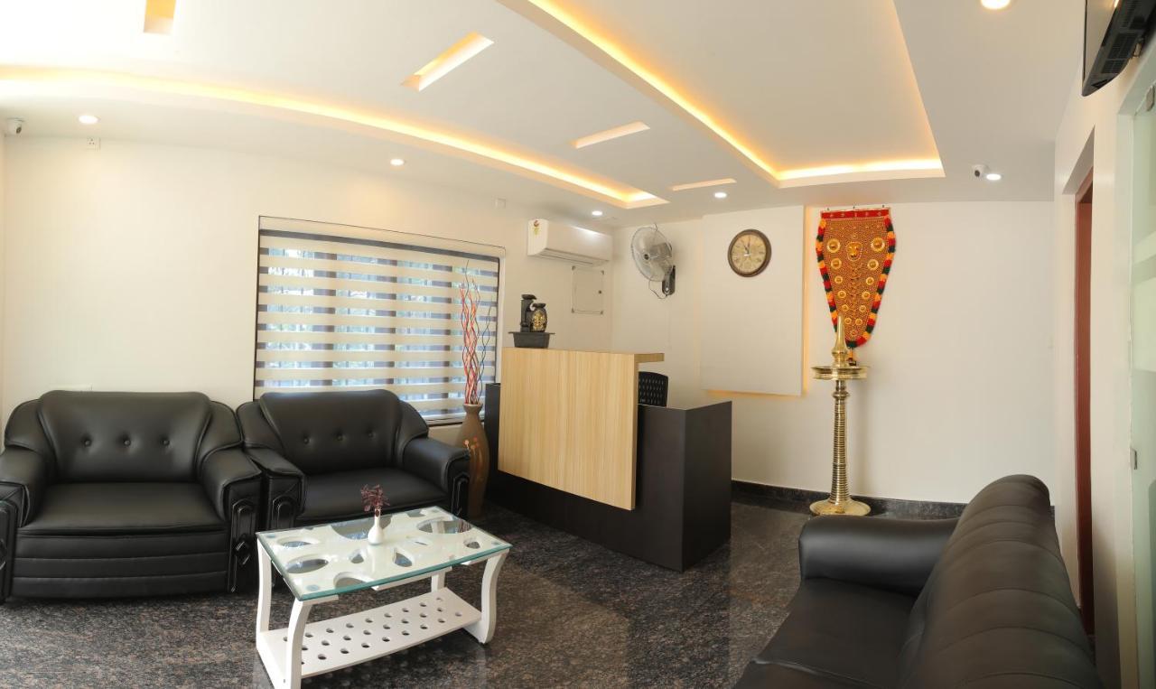 Kolattupuzha Thenmala Hormuz Inn מראה חיצוני תמונה